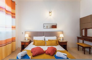 Tal Jordan Complex - The Sunflower Bungalow 2