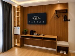 Luxora Hotel