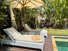 Villa 3BR Canggu 5 Mins to Berawa Beach