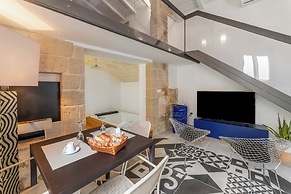 Martano Jacuzzi Suite w/ Terrace & BBQ