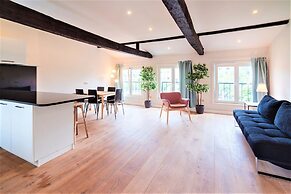 12-guest Apartment on the Main Square