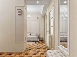 Victory Square View 2-room Apartment