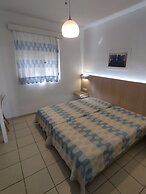 Oliv Apartments