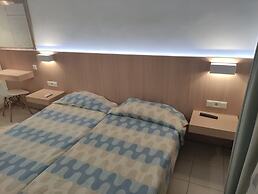 Oliv Apartments