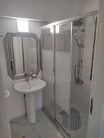 Oliv Apartments