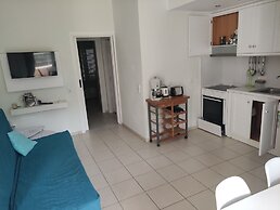 Oliv Apartments