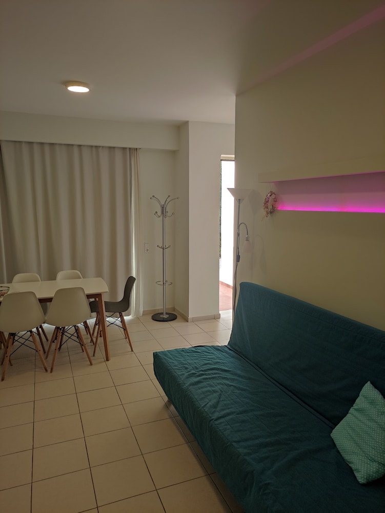 Oliv Apartments