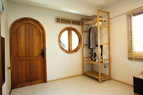 Uncle NID Hostel