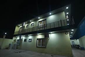 Rajkumar Garden & Resort