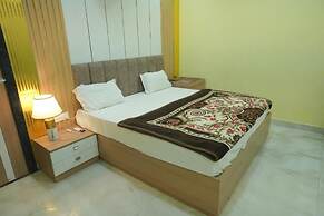 Rajkumar Garden & Resort