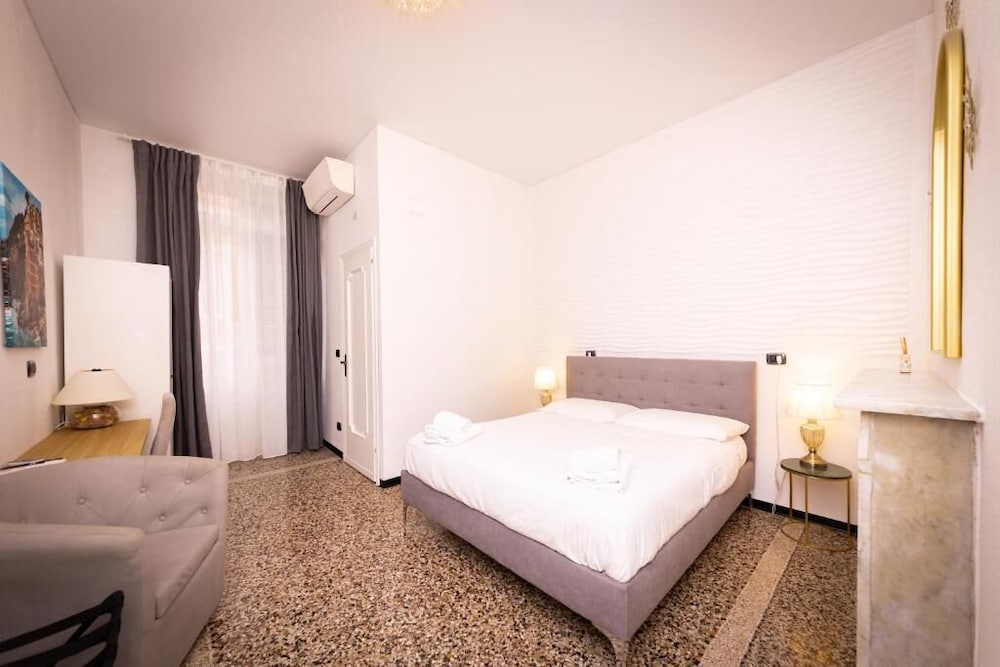 GALIA ROOMS
