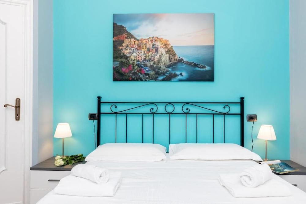 GALIA ROOMS