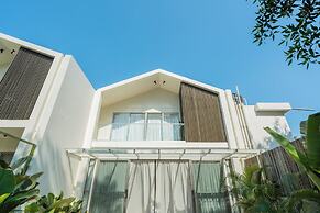 ELIVAAS Mirai Leo - 3 BHK Villa