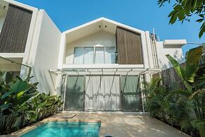 ELIVAAS Mirai Leo - 3 BHK Villa