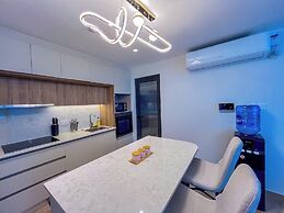Ocean Breeze Luxury Apartments