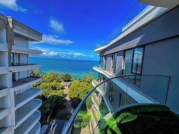 Ocean Breeze Luxury Apartments