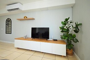 Icon Apartments - Airscape