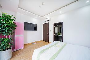 Chiori Seaside Hotel Da Nang