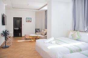 Chiori Seaside Hotel Da Nang