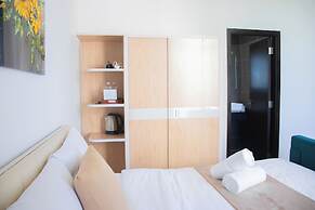 Chiori Seaside Hotel Da Nang
