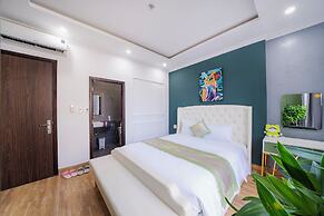 Chiori Seaside Hotel Da Nang
