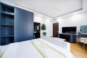 Chiori Seaside Hotel Da Nang
