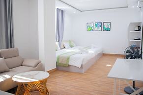 Chiori Seaside Hotel Da Nang