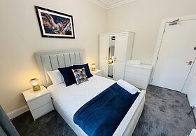 Panoramic View - Garden - Parking - Sleeps 6