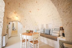 TD Lamiamola Stylish Trulli & Lamie With Pool