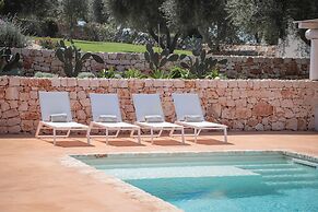 TD Lamiamola Stylish Trulli & Lamie With Pool