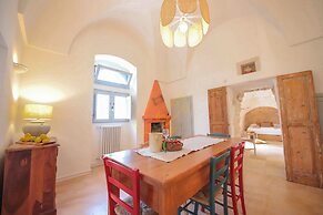 TD Trulli Chiara Tastefully Decorated With Pool