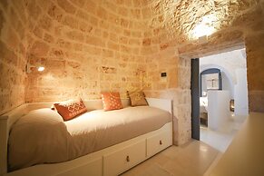 TD Trulli Tortorella With Nature Pool & Sauna