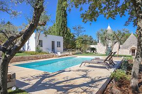 TD Trulli Tortorella With Nature Pool & Sauna