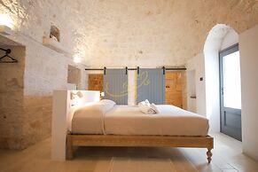 TD Trulli Tortorella With Nature Pool & Sauna