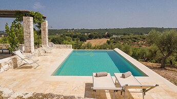 TD Trulli Terralta Panoramic Pool Over Country..