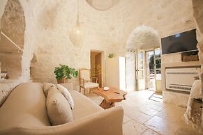 TD Trulli di Carole Renovated Trulli With Pool