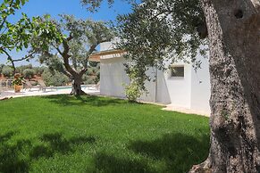 TD Casa Lulù Panoramic Pool Over Med/scrub