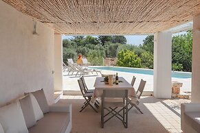 TD Casa Lulù Panoramic Pool Over Med/scrub