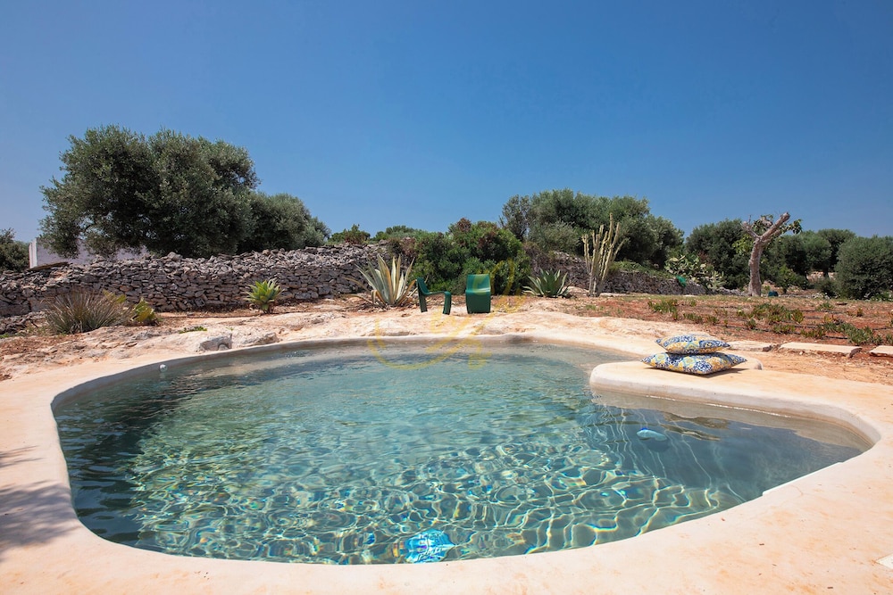 TD ApulianRetreat Sea View Trullo With Heated Pool