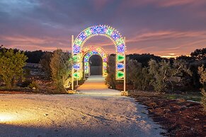 TD ApulianRetreat Sea View Trullo With Heated Pool