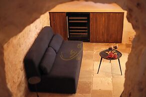 TD Trullo Titiro Vineyard, Wine Cellar & Pool