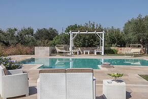 TD Trulli Della Lama Private Trulli With Pool