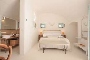 TD Marlù Luxury Trulli Experience W/stunning Pool