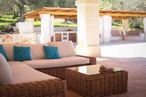 TD Villa e Trulli il Bergamotto W/pool & Med/c..