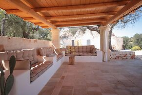 TD Villa e Trulli il Bergamotto W/pool & Med/c..