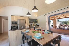 TD Villa e Trulli il Bergamotto W/pool & Med/c..