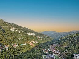 Alaya Stays Pinnacle 3BHK Apartment