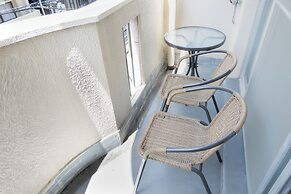 Compact Easy Stay - Budget Nakasu