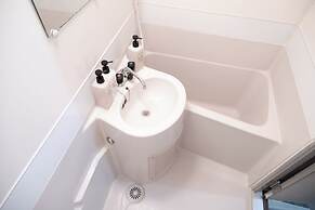 Compact Easy Stay - Budget Nakasu