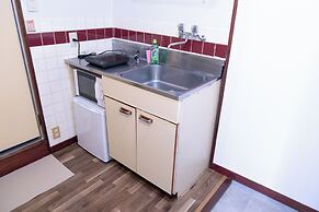 Compact Easy Stay - Budget Nakasu